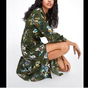 Zara Green Floral Pullover Midi Dress Size M